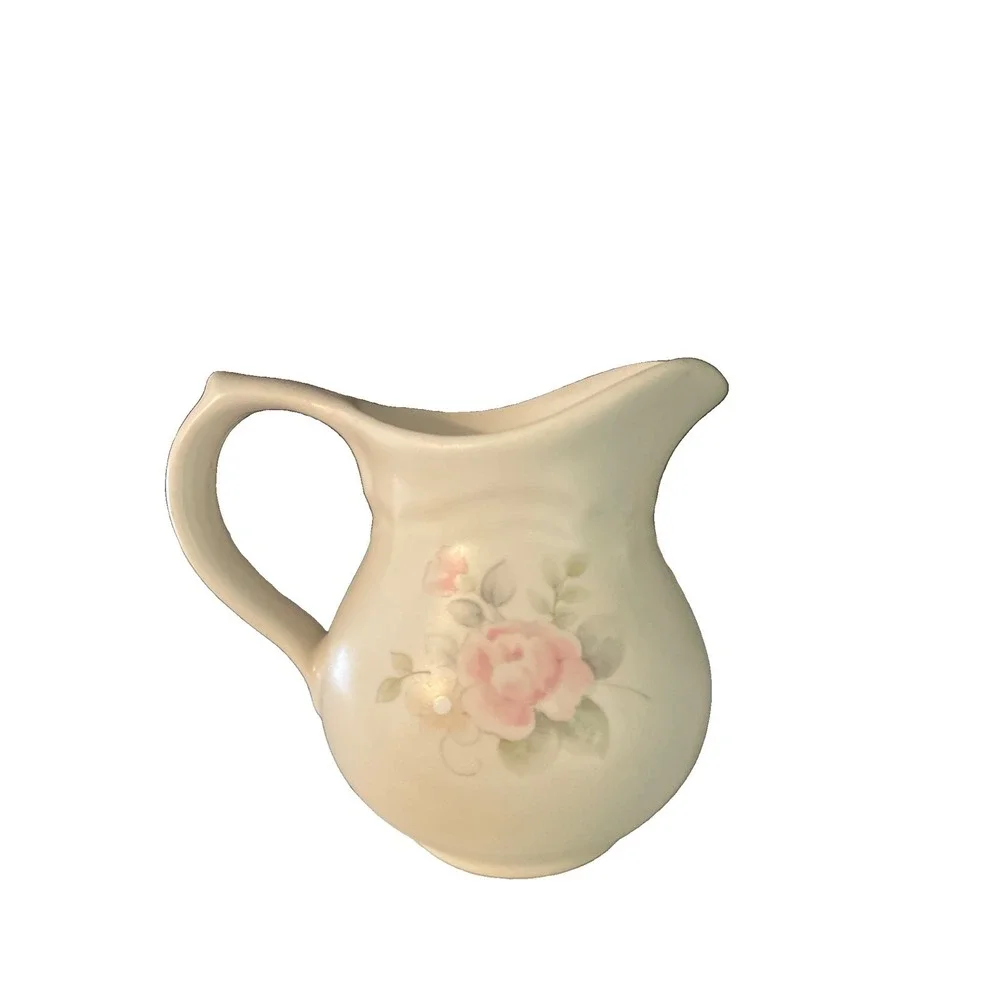 Pfaltzgraff Tea Rose  Creamer Pitcher  Roses with Green Leaves USA